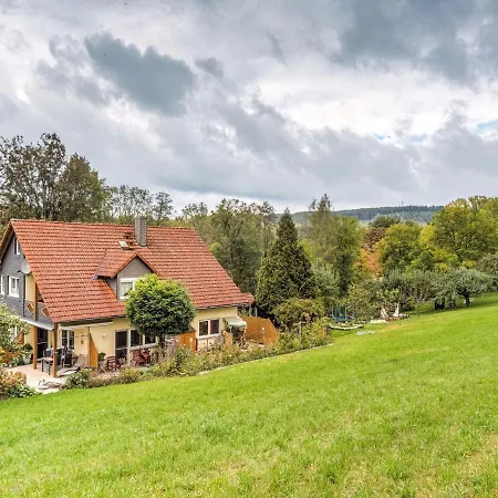 Daire Spacious With Barbecue Marktrodach
