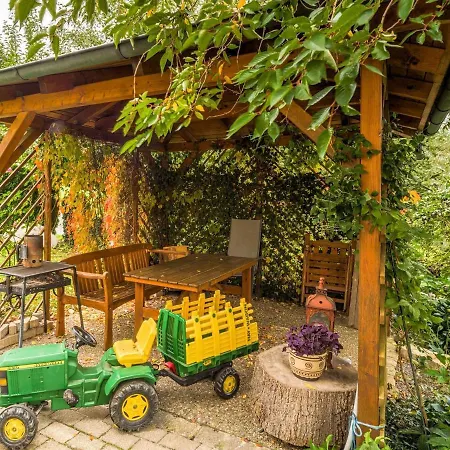 Spacious With Barbecue *